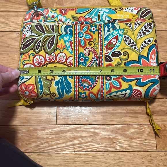 VERA BRADLEY retired Provencal Tablet/ IPad Case with Strap - Picture 4 of 5